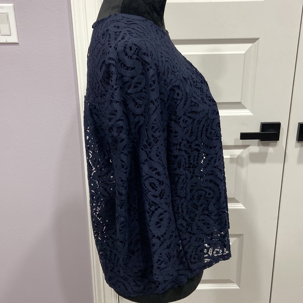 Blouse - Picture 7 of 8